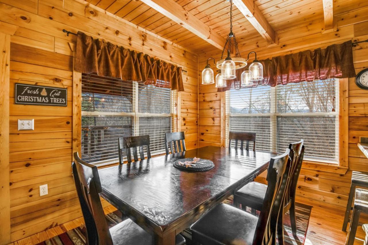 Triple Mountain View Villa Gatlinburg Dış mekan fotoğraf