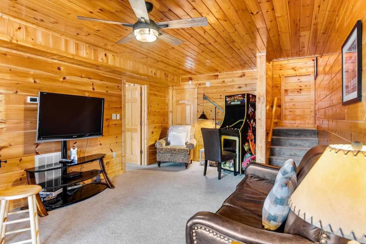 Triple Mountain View Villa Gatlinburg Dış mekan fotoğraf