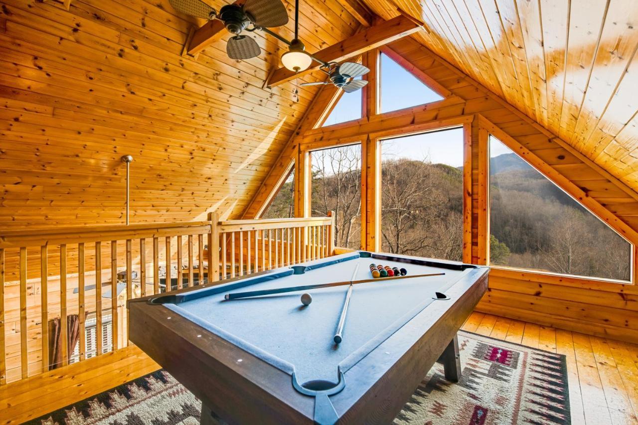Triple Mountain View Villa Gatlinburg Dış mekan fotoğraf