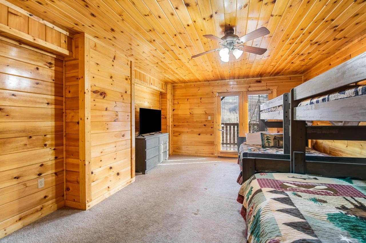 Triple Mountain View Villa Gatlinburg Dış mekan fotoğraf