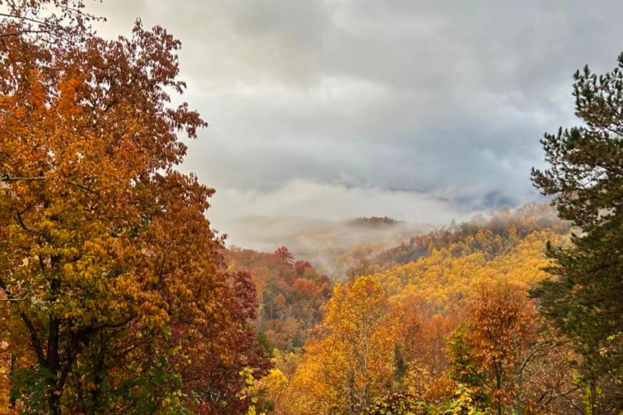 Triple Mountain View Villa Gatlinburg Dış mekan fotoğraf