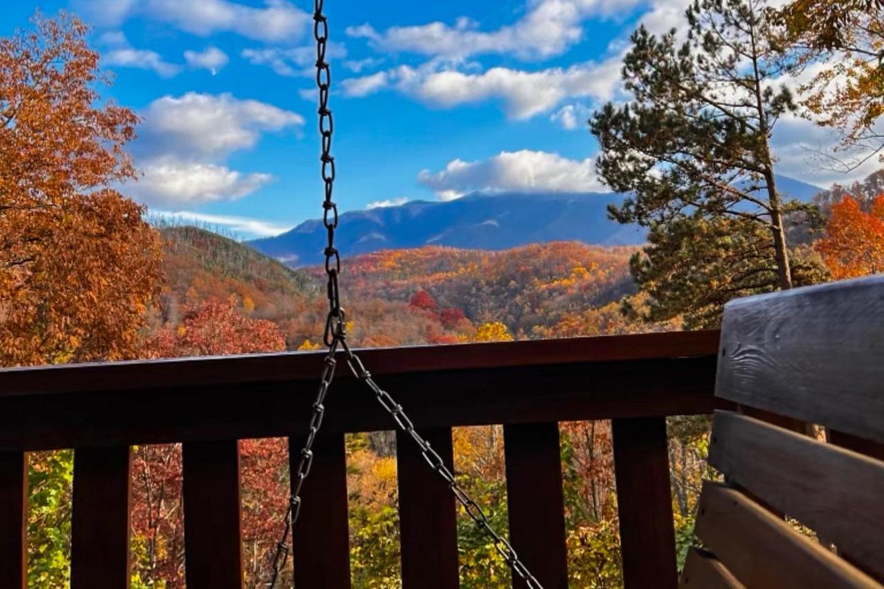 Triple Mountain View Villa Gatlinburg Dış mekan fotoğraf