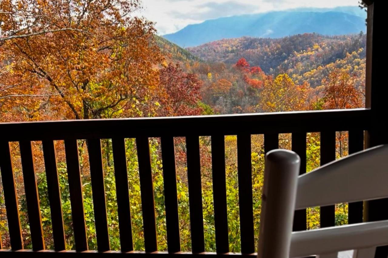 Triple Mountain View Villa Gatlinburg Dış mekan fotoğraf